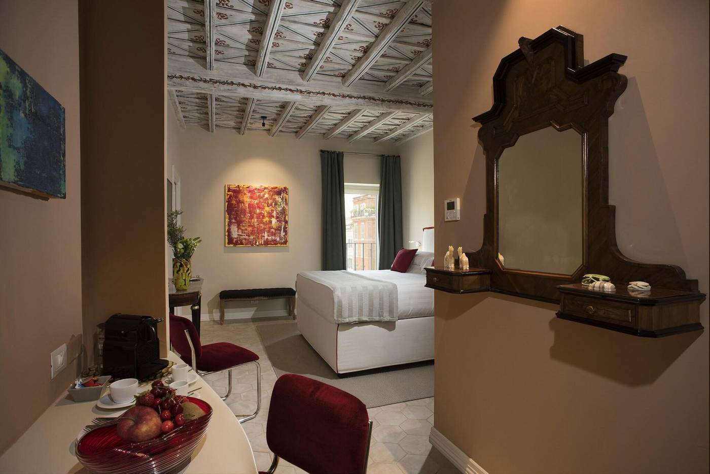 Palazzo-Caruso-Room-14