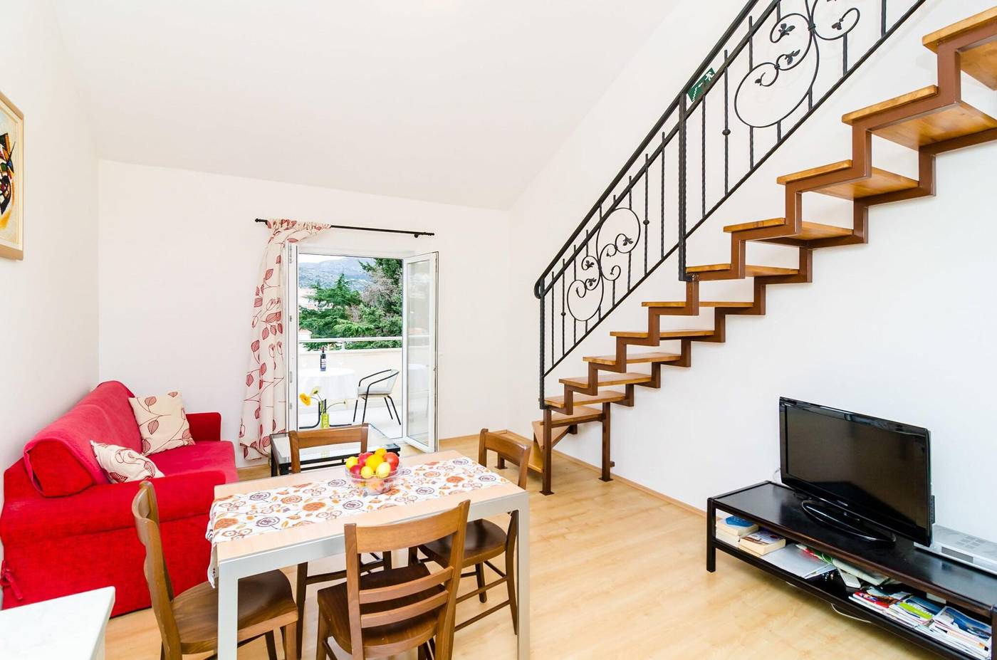 Nikola-Apartments-Room-16