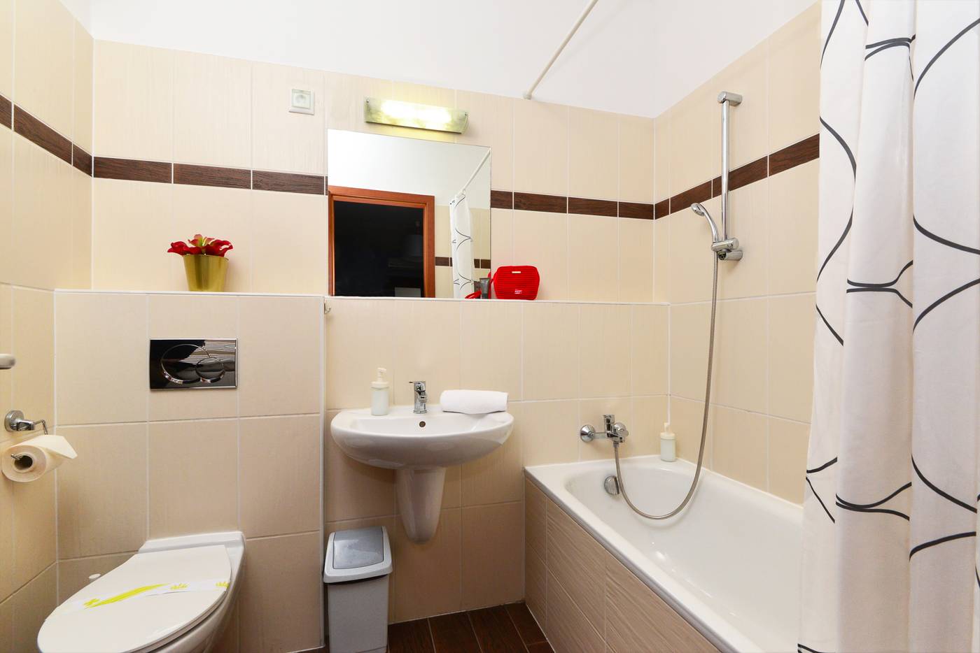 Lord-Residence-Room-28