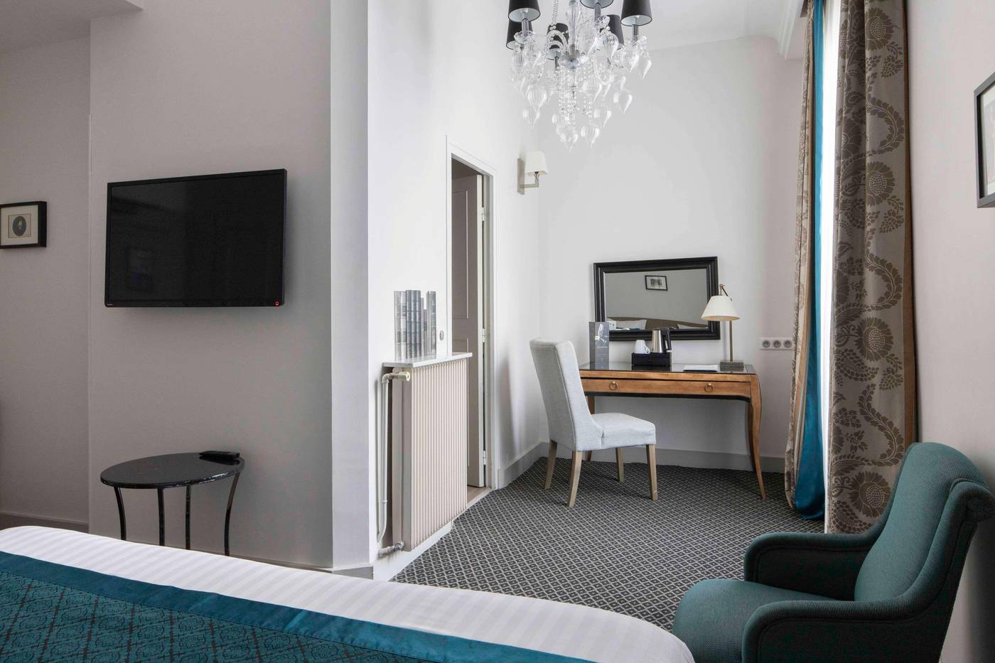 Bradford-Elysees-Astotel-Room-20