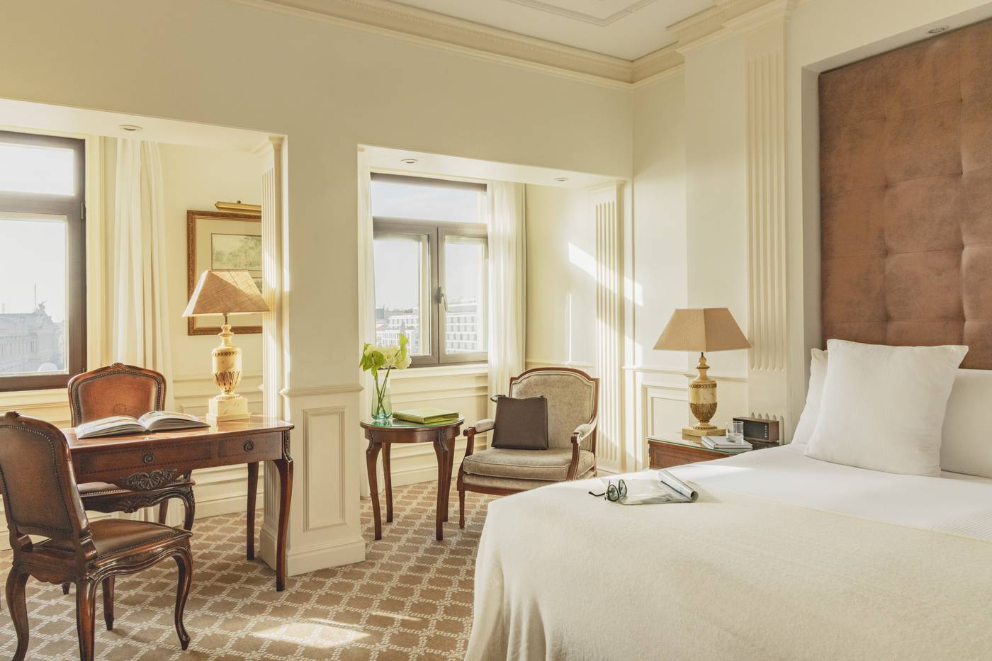 F-nix-Gran-Melia-Room-33