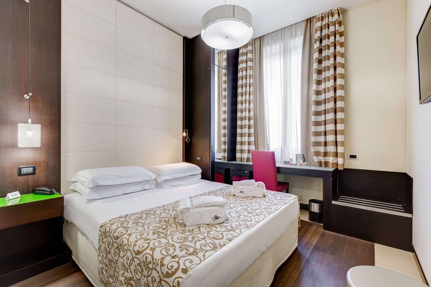 Best-Western-Cinemusic-Hotel-Room-24