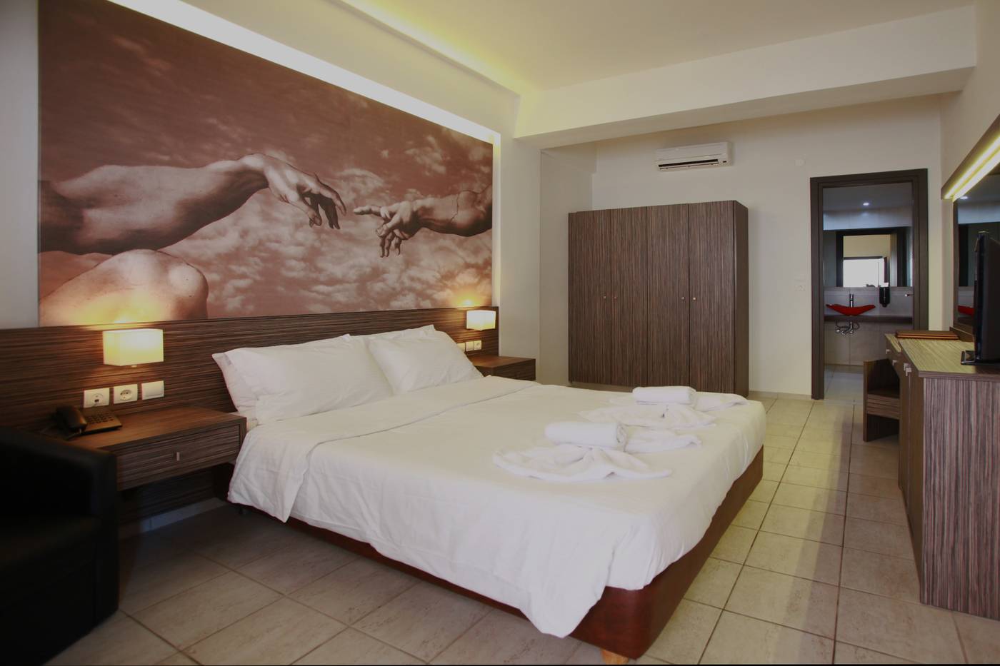 Katrin-Suites---Adults-Only-Room-8
