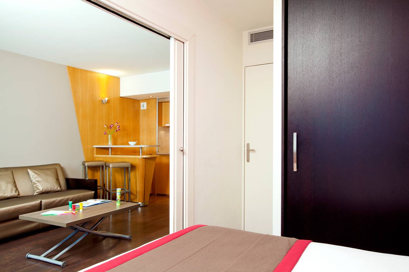 Residhome-Val-d-Europe-Room-6