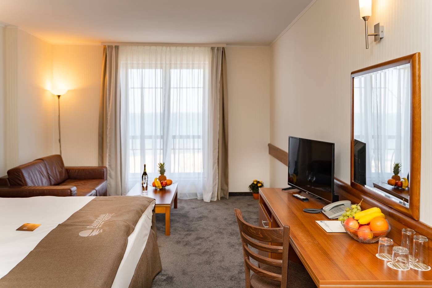 Panorama-Hotel-Room-13