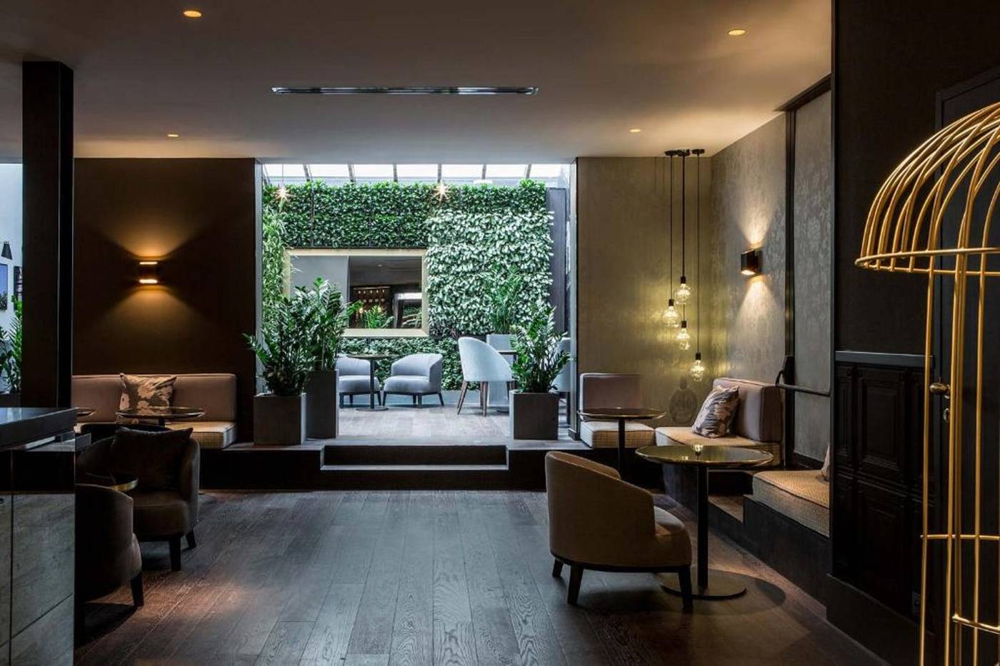 Le-Parisis-Hotel-Bar-13