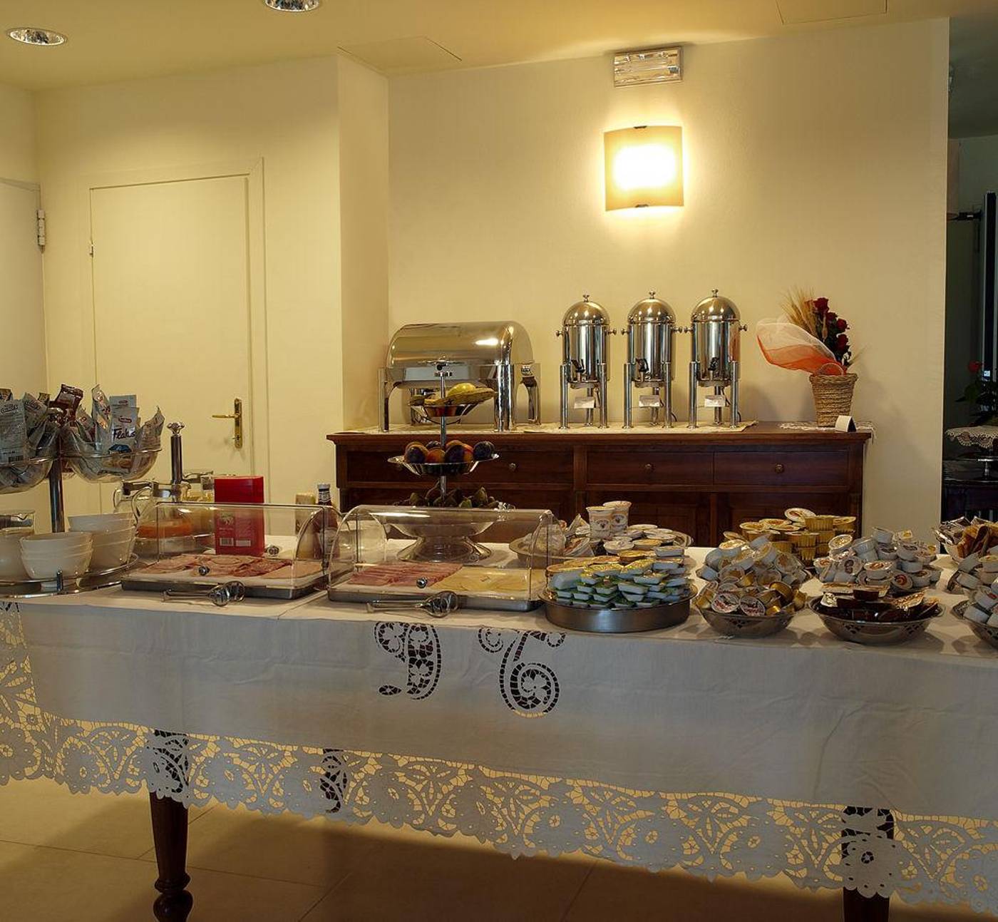 International Hotel-Italy-ISEO-General view-9