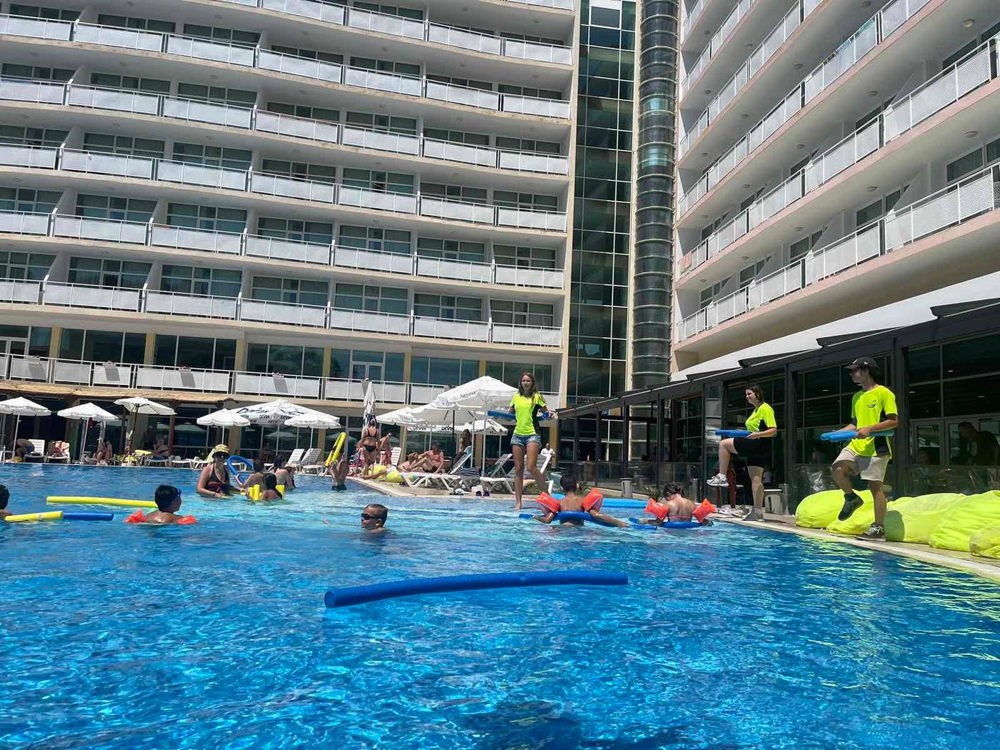 Grand-Hotel-Nirvana---Sunny-Beach-Pool-45