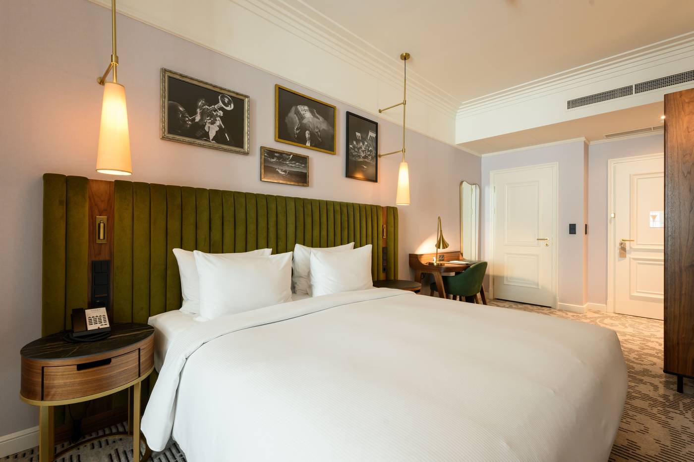 Hotel-Saski-Krakow--Curio-collection-by-Hilton-Room-23