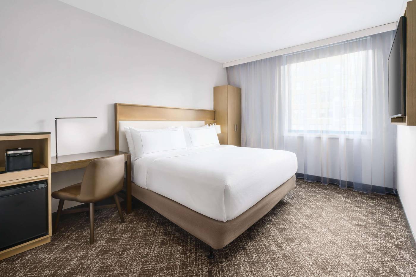 DoubleTree-by-Hilton-New-York-Times-Square-South-Room-3