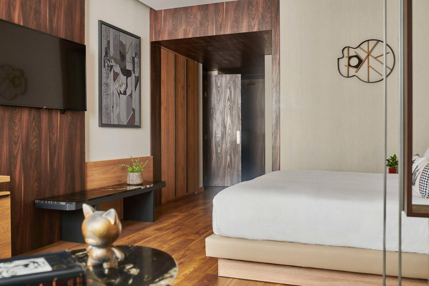 Hyatt-Centric-Gran-Via-Madrid-Room-72