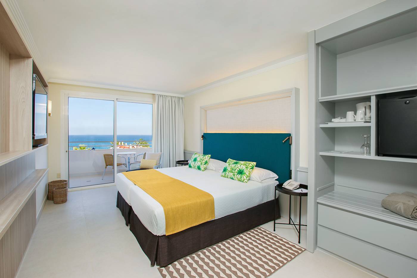 Corallium-Dunamar-by-Lopesan-Hotels-Room-20