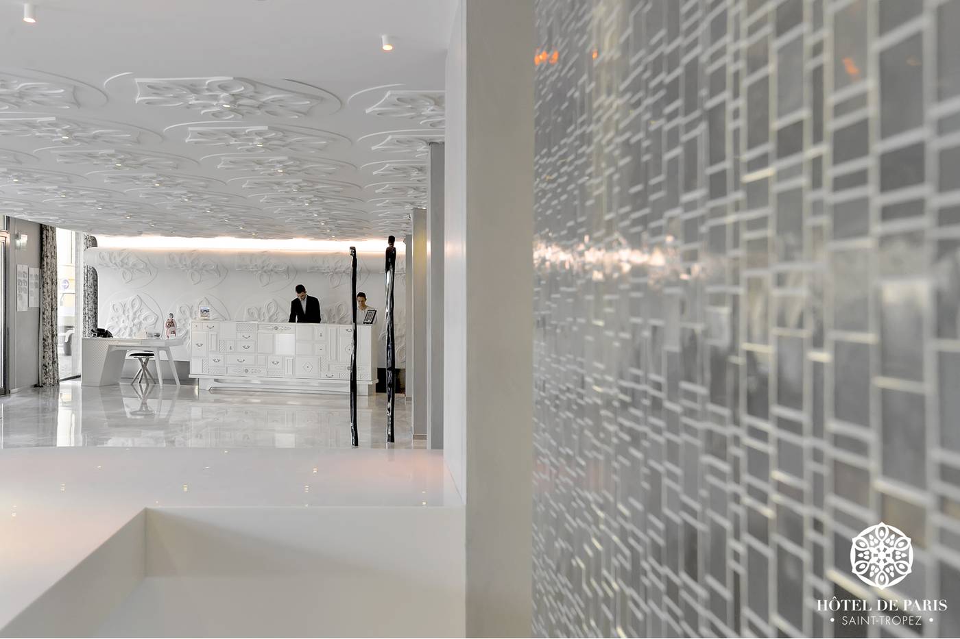 Hotel-de-Paris-Saint-Tropez-Lobby-38