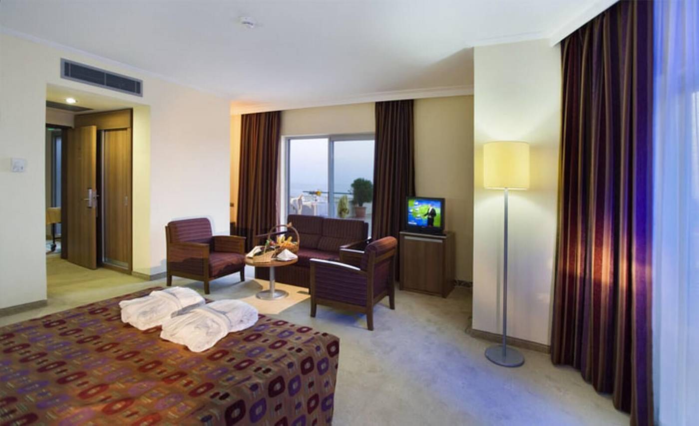 Queen-s-Park-Tekirova-Resort---Spa-Room-19