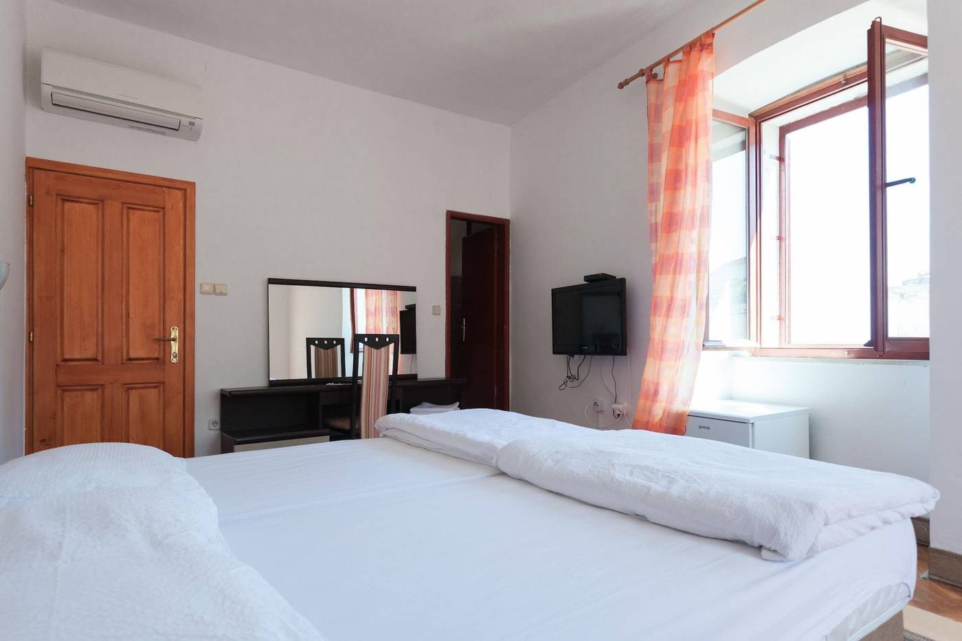 Orhan-Rooms-Dubrovnik-Room-11