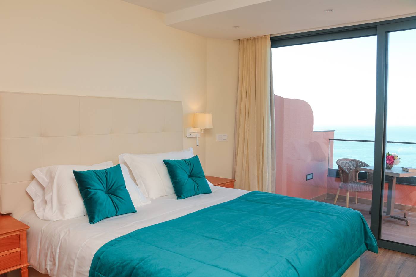 Ocean-Gardens-Room-20