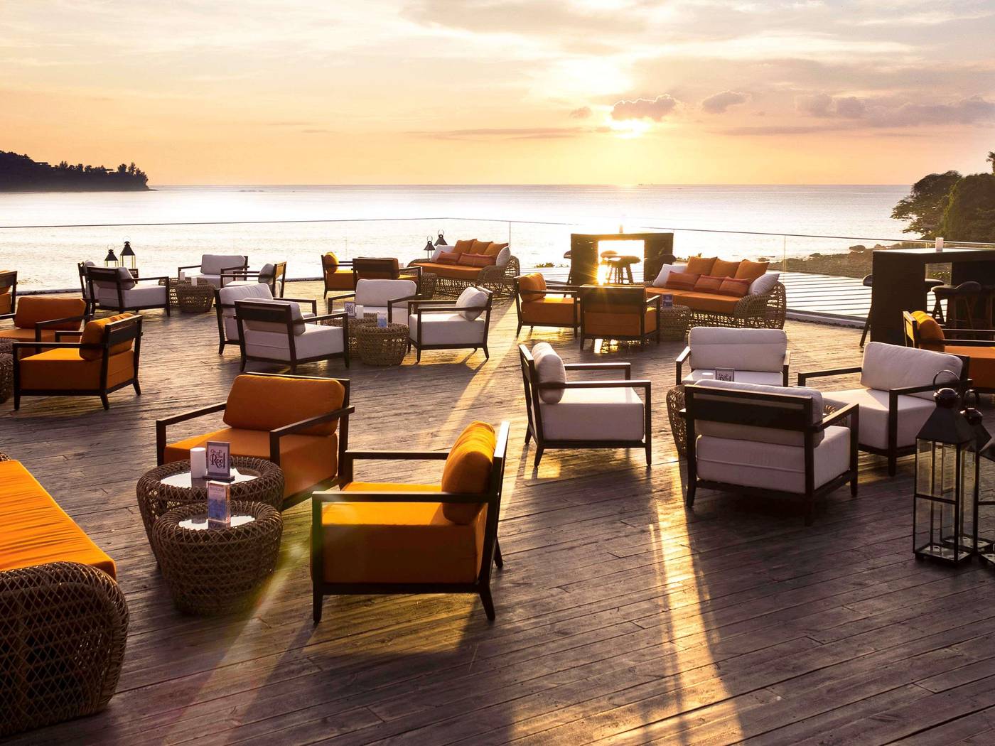 Novotel-Phuket-Kamala-Bar-16