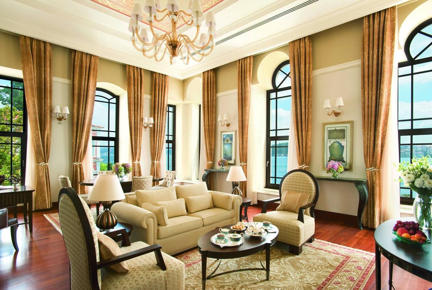 Four-Seasons-at-the-Bosphorus-Room-5