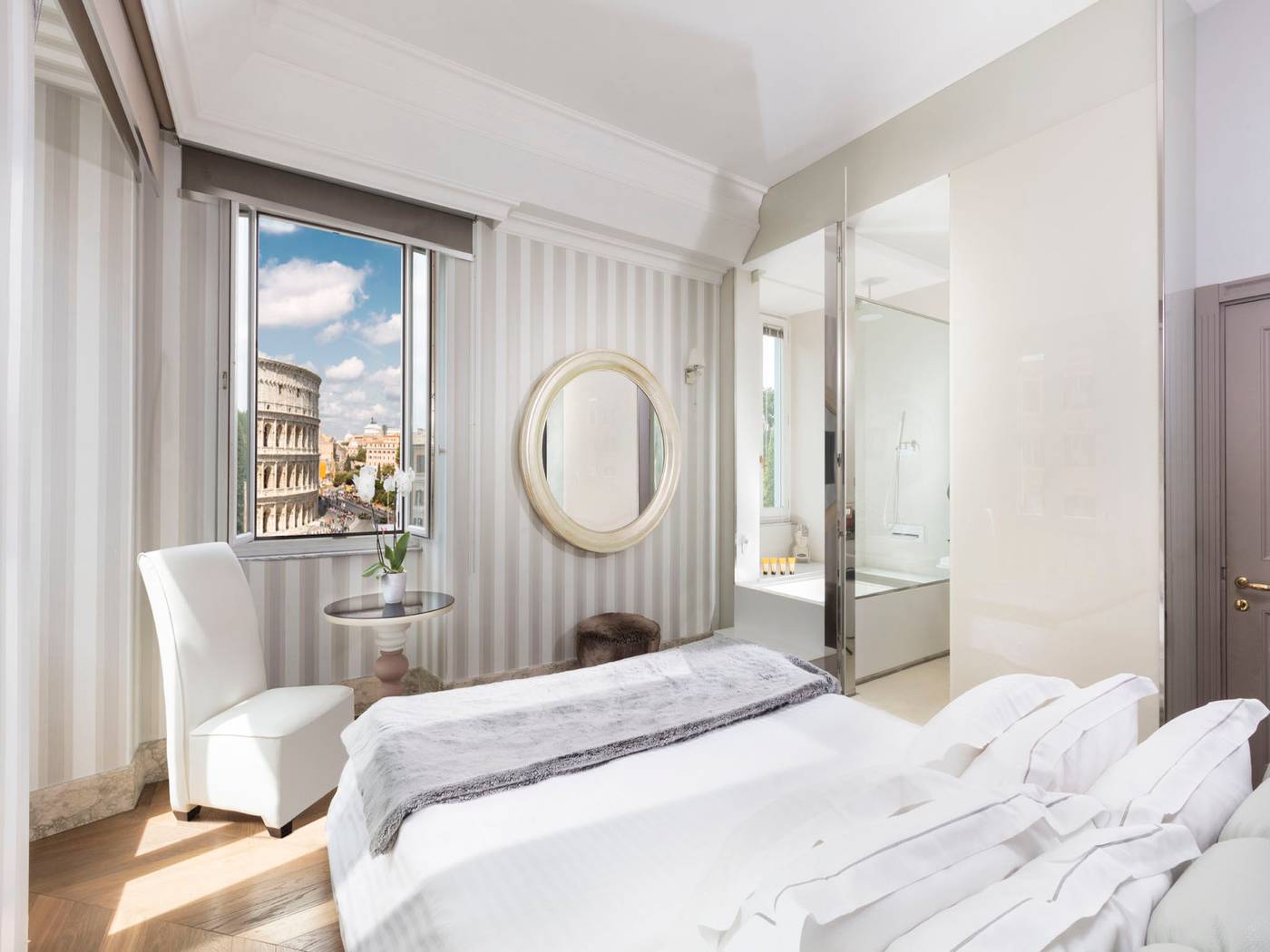 Palazzo-Manfredi-Small-Luxury-Hotels-of-the-World-Room-26