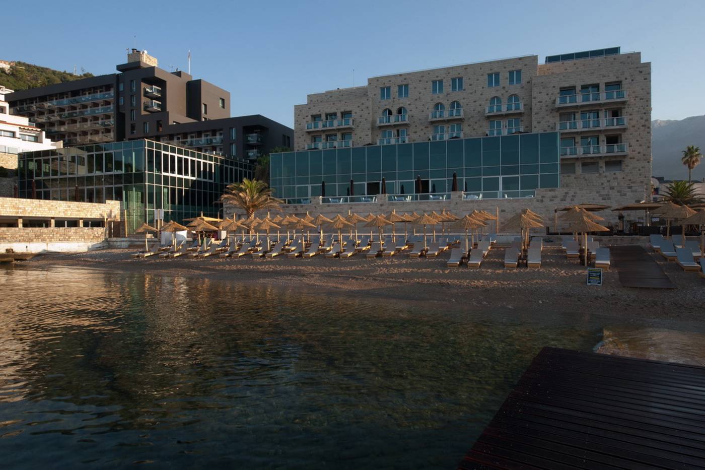Avala Resort & Villas