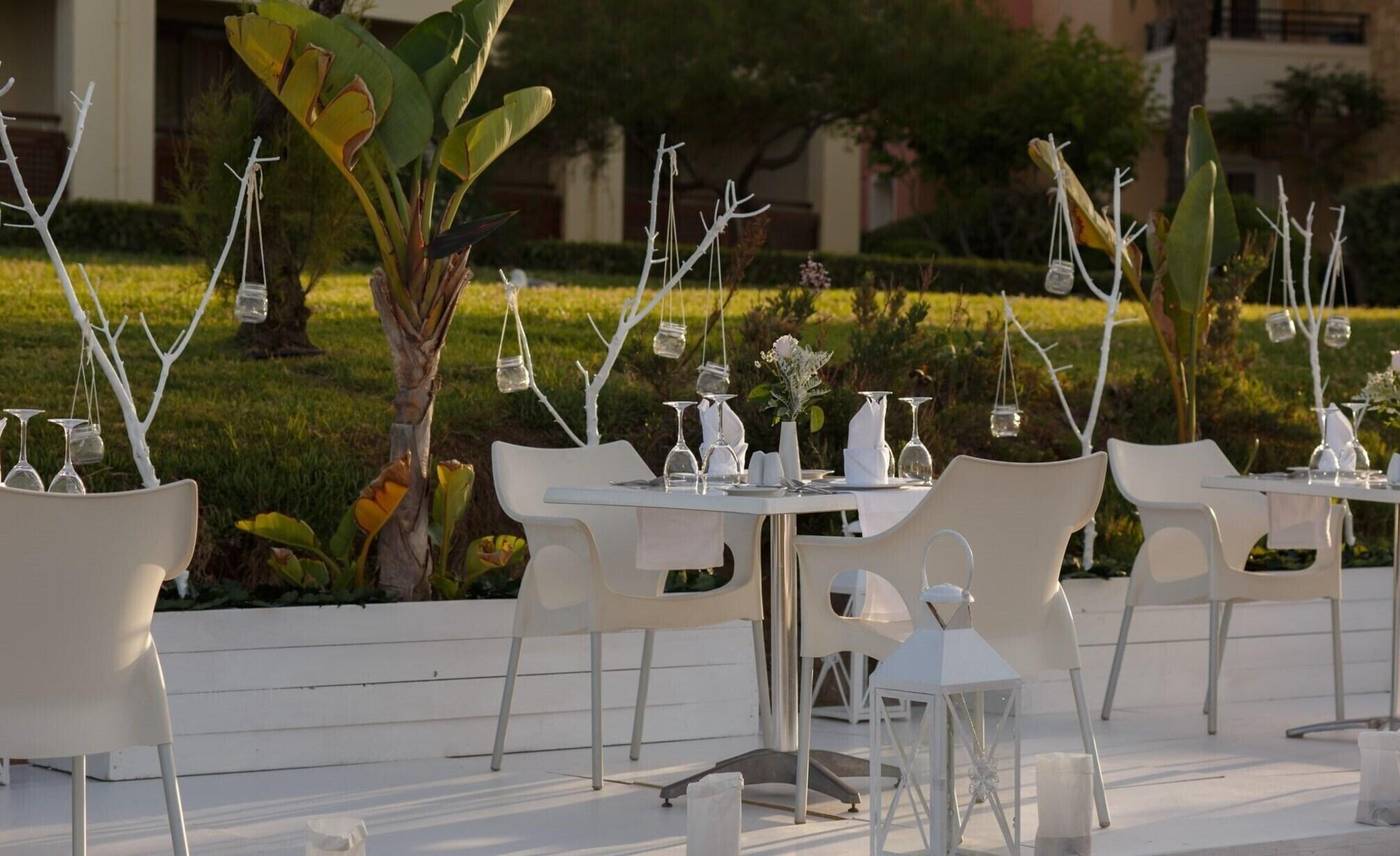 Santa-Marina-Plaza-Restaurant-19