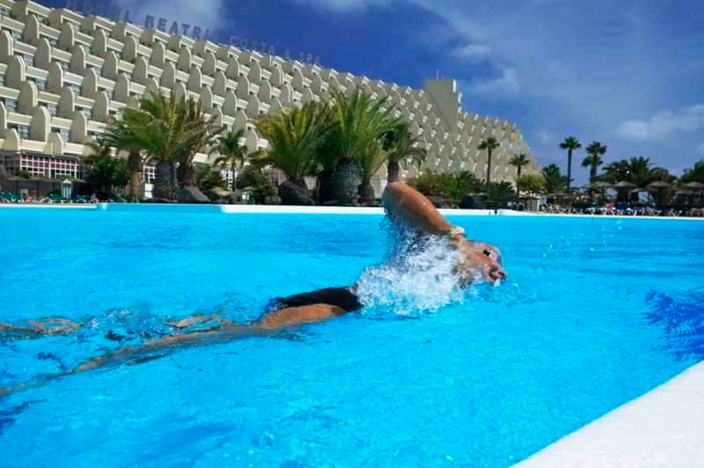 Beatriz-Costa-Teguise---Spa-Pool-14