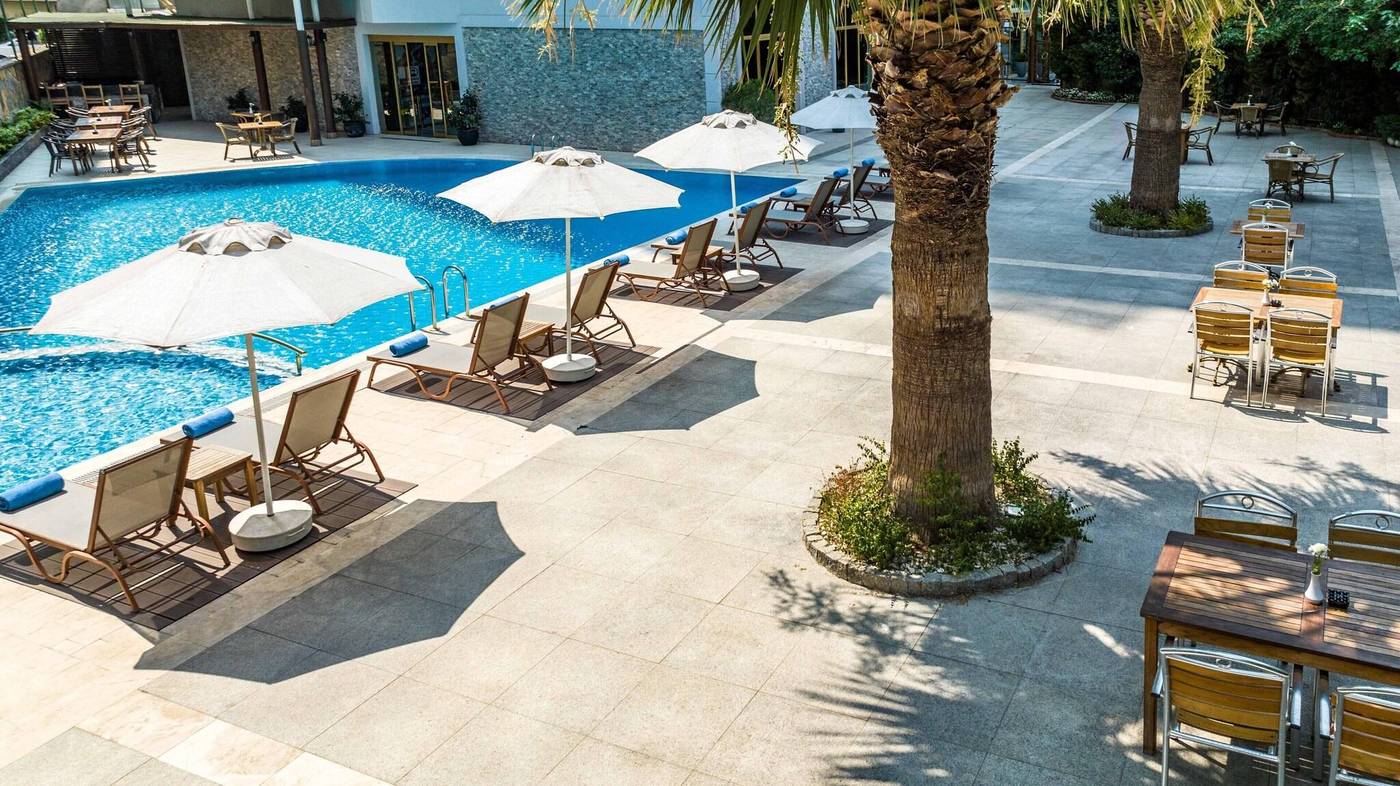 Elite-Hotel-Dragos-Pool-24