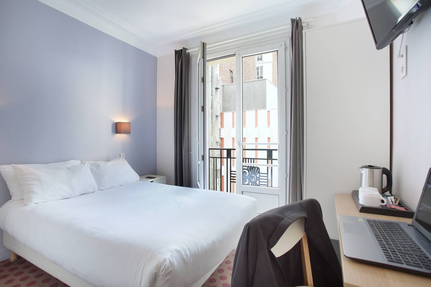 Hotel-Auguste-Room-13