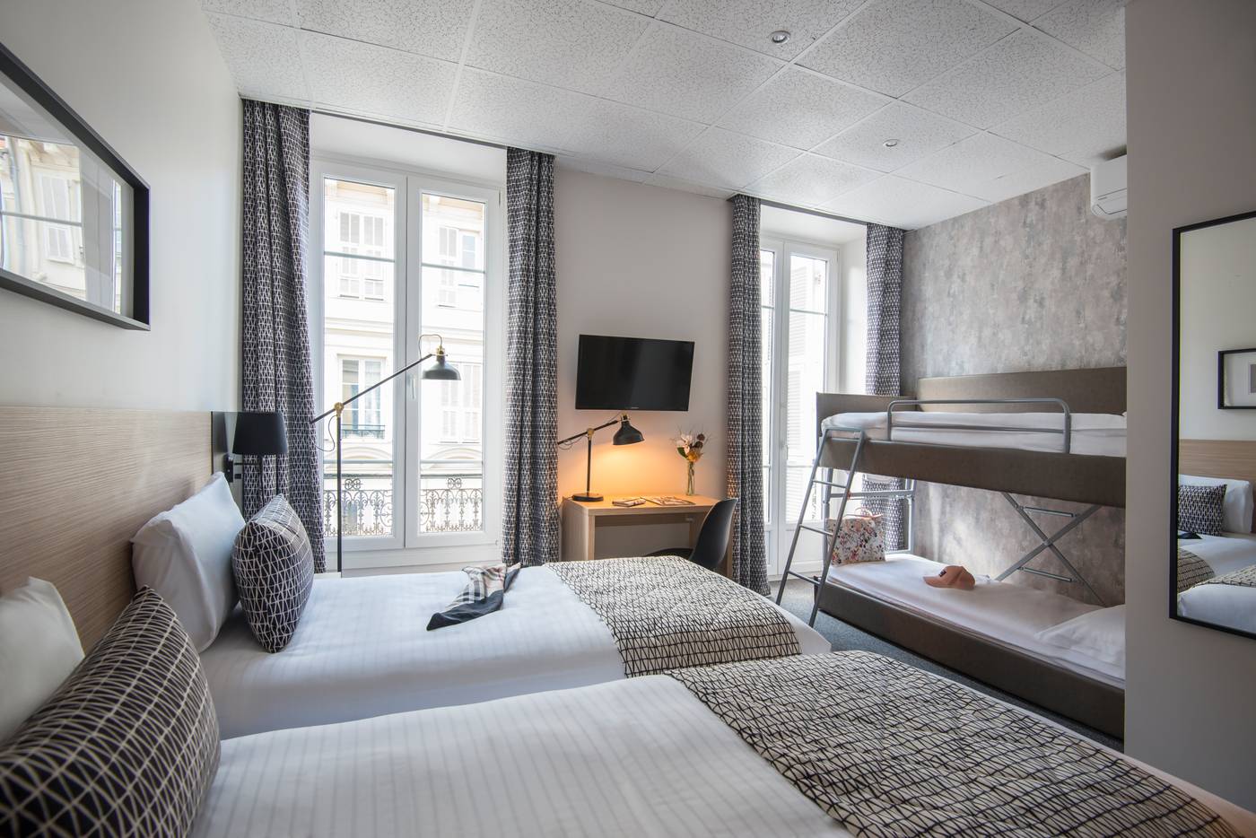 Saint-Gothard-Room-7