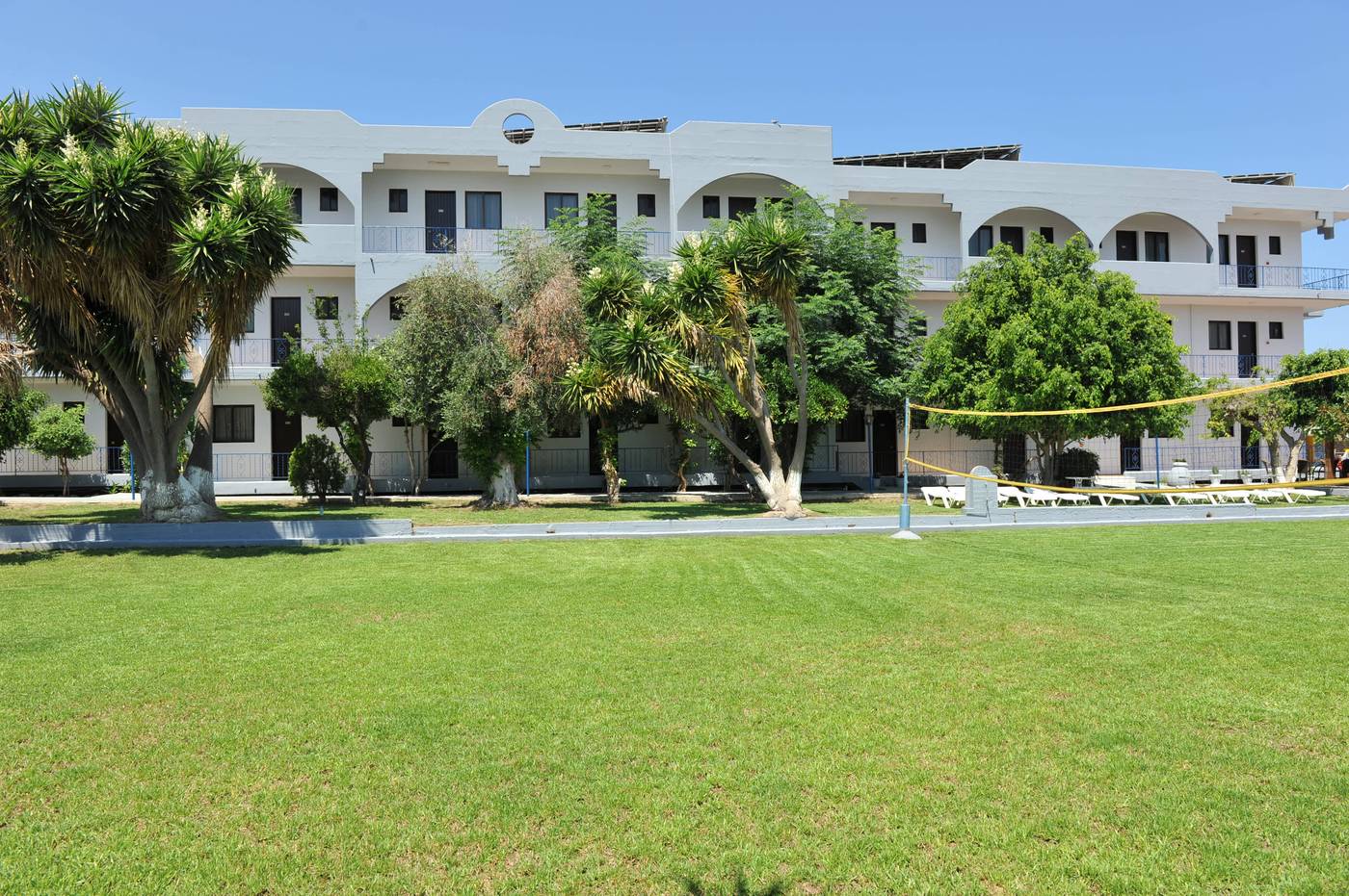 Maritime-Hotel-Apartments-Terrace-9