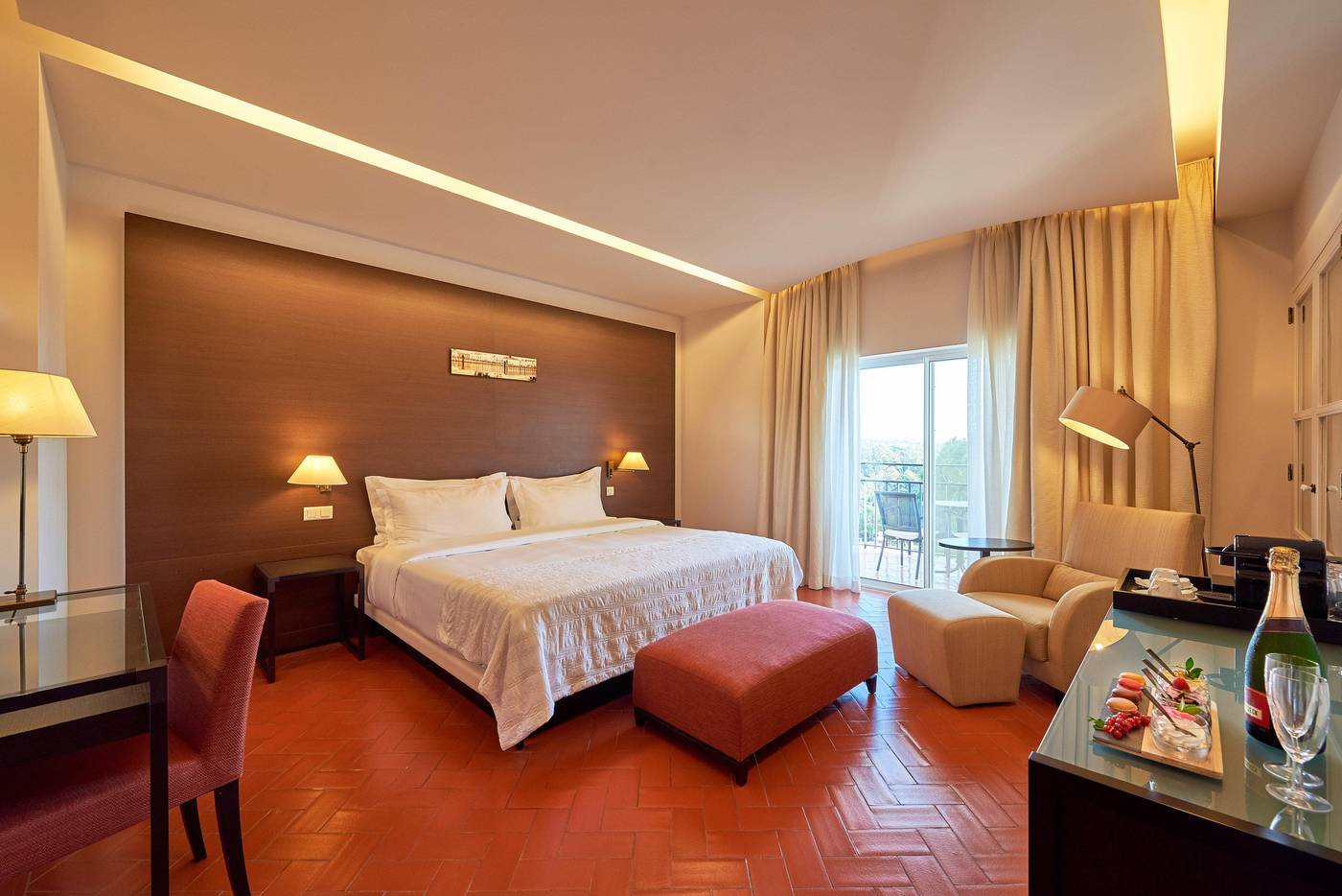 Le-Meridien-Penina-Golf---Resort-Room-33