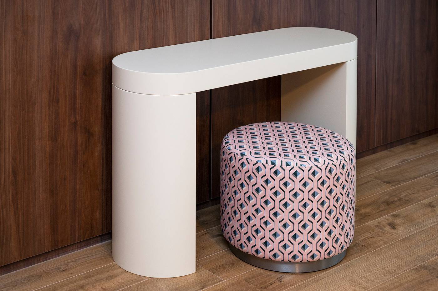 The-Magazine-Rooms-Room-17