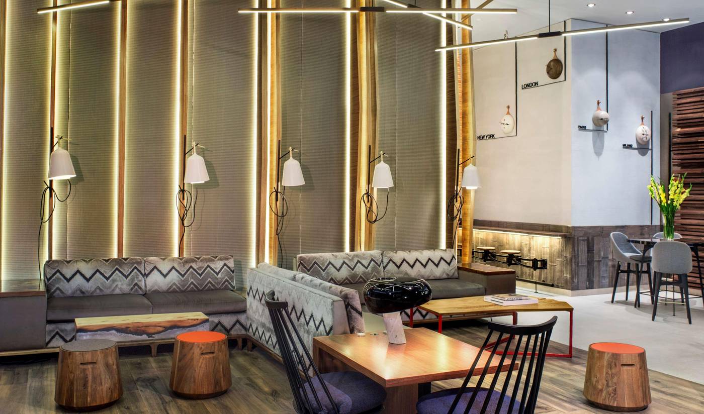 Hyatt-Herald-Square-New-York-Lobby-16