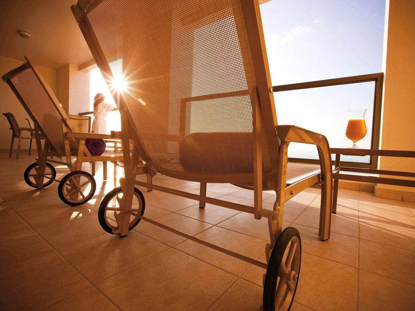 Movenpick-Jumeirah-Beach-Sports-and-Entertainment-44