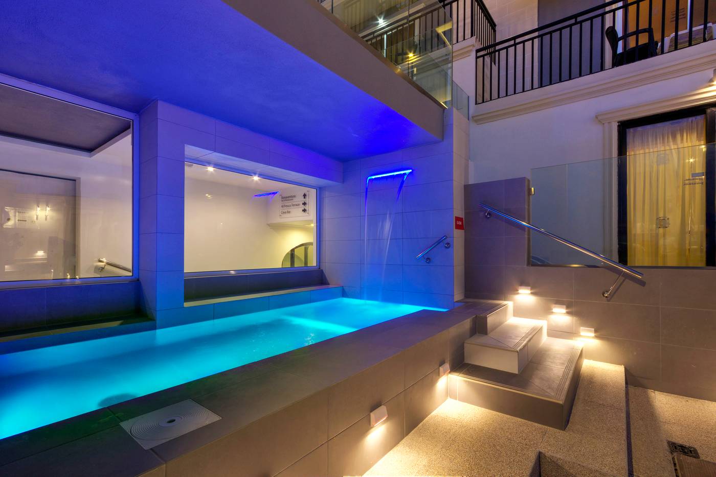 Pergola-Hotel---Spa-Pool-74