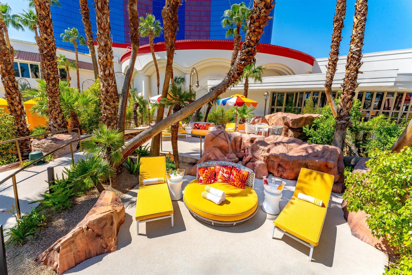 Rio-All-Suite-Hotel---Casino-Pool-83