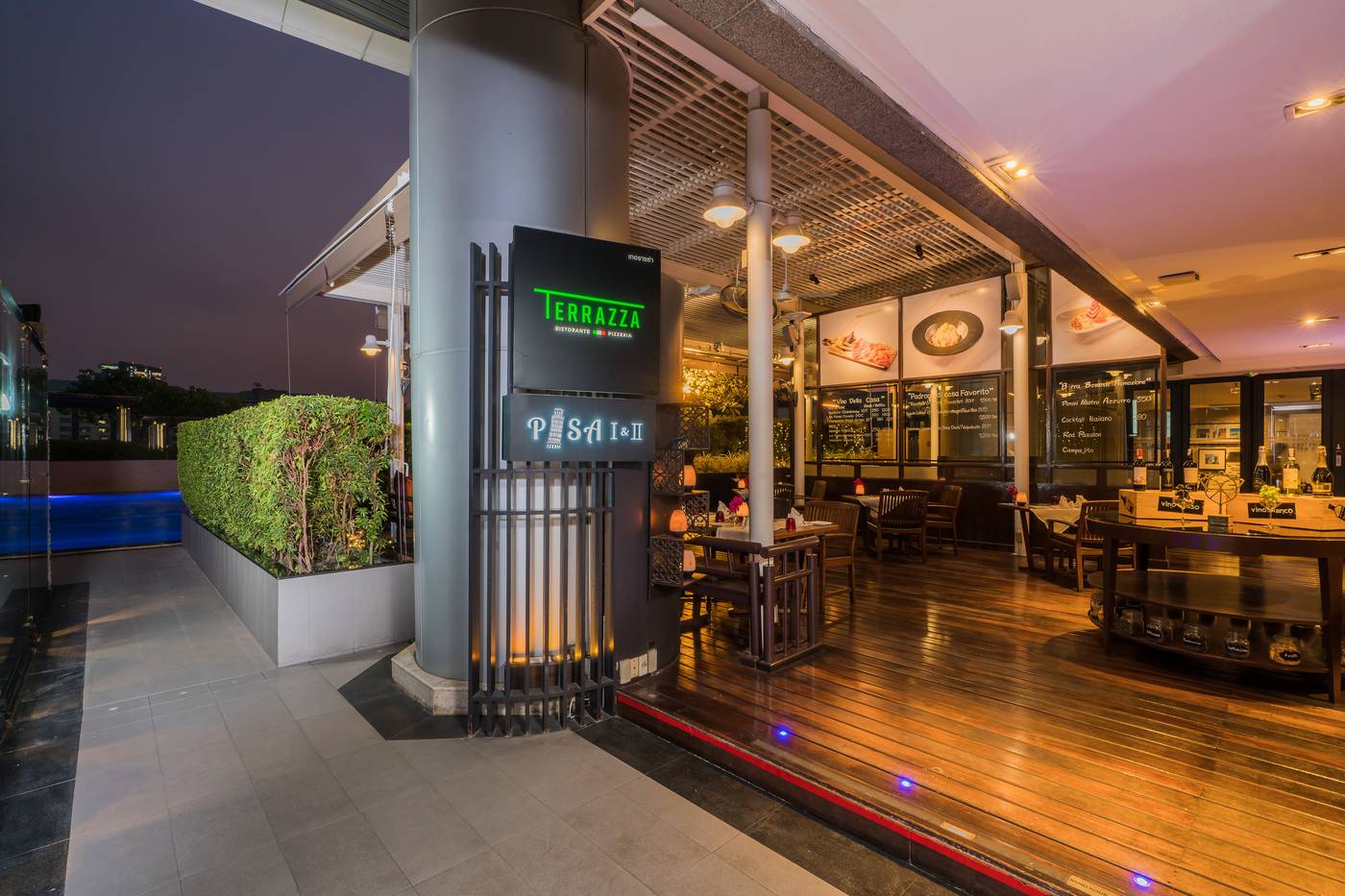 Pathumwan-Princess-Restaurant-16