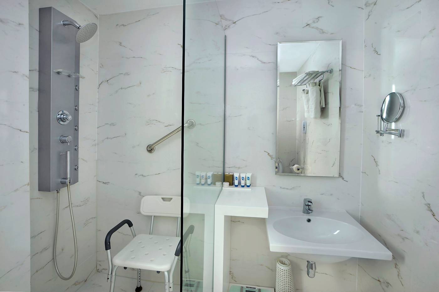 Hotel-Nestor-Room-33