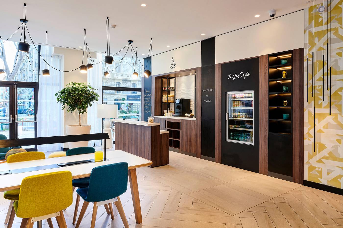 Holiday-Inn-Nice-General-view-44