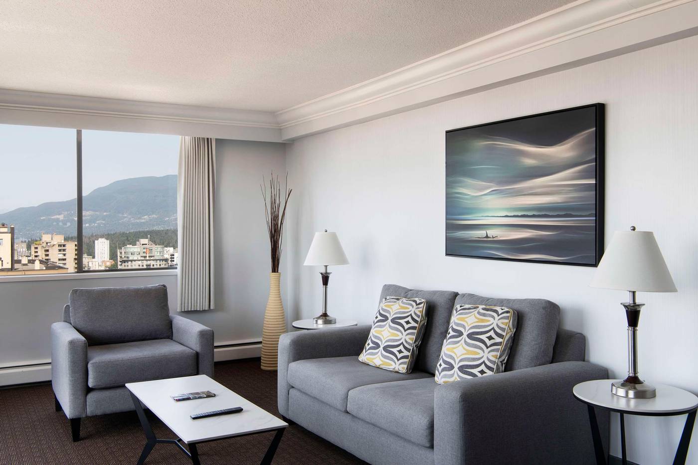 Century-Plaza-Hotel---Spa-Vancouver-Room-78