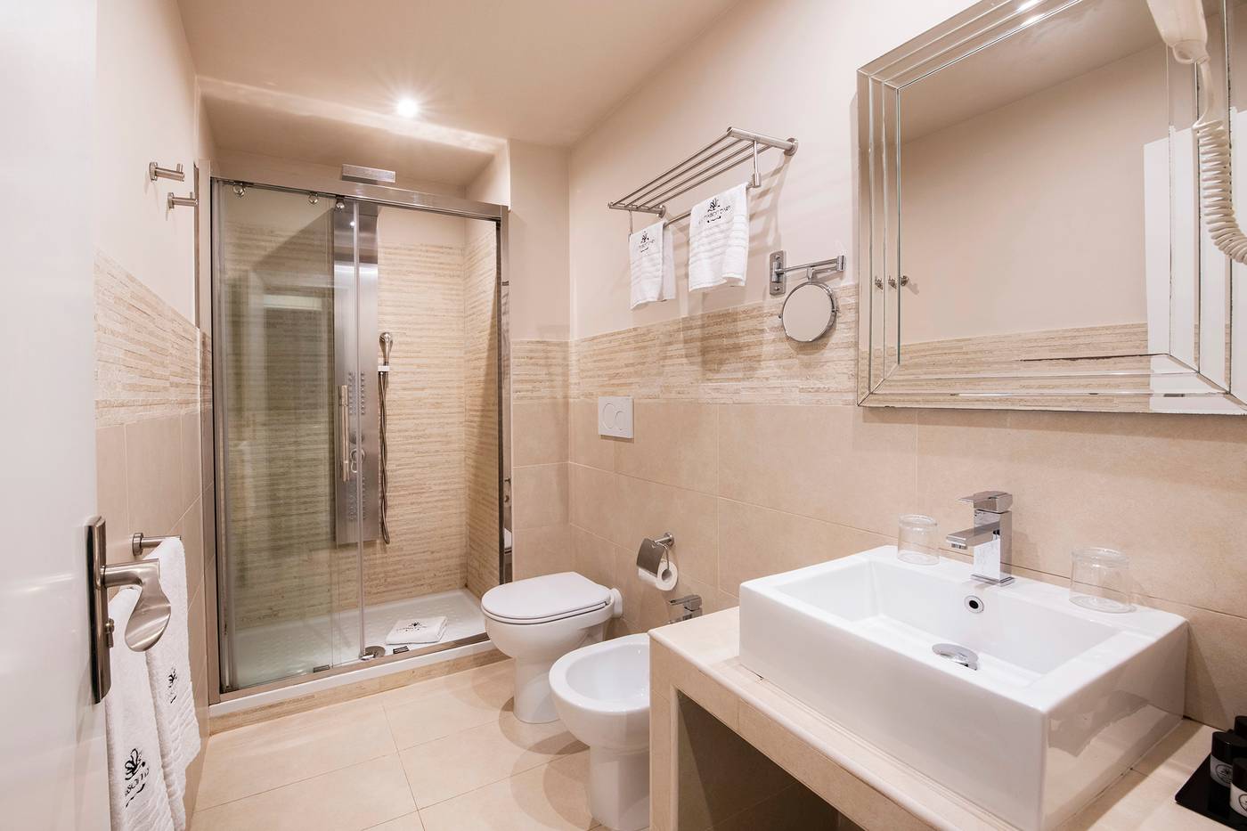 Hotel-87-Eightyseven-Room-51