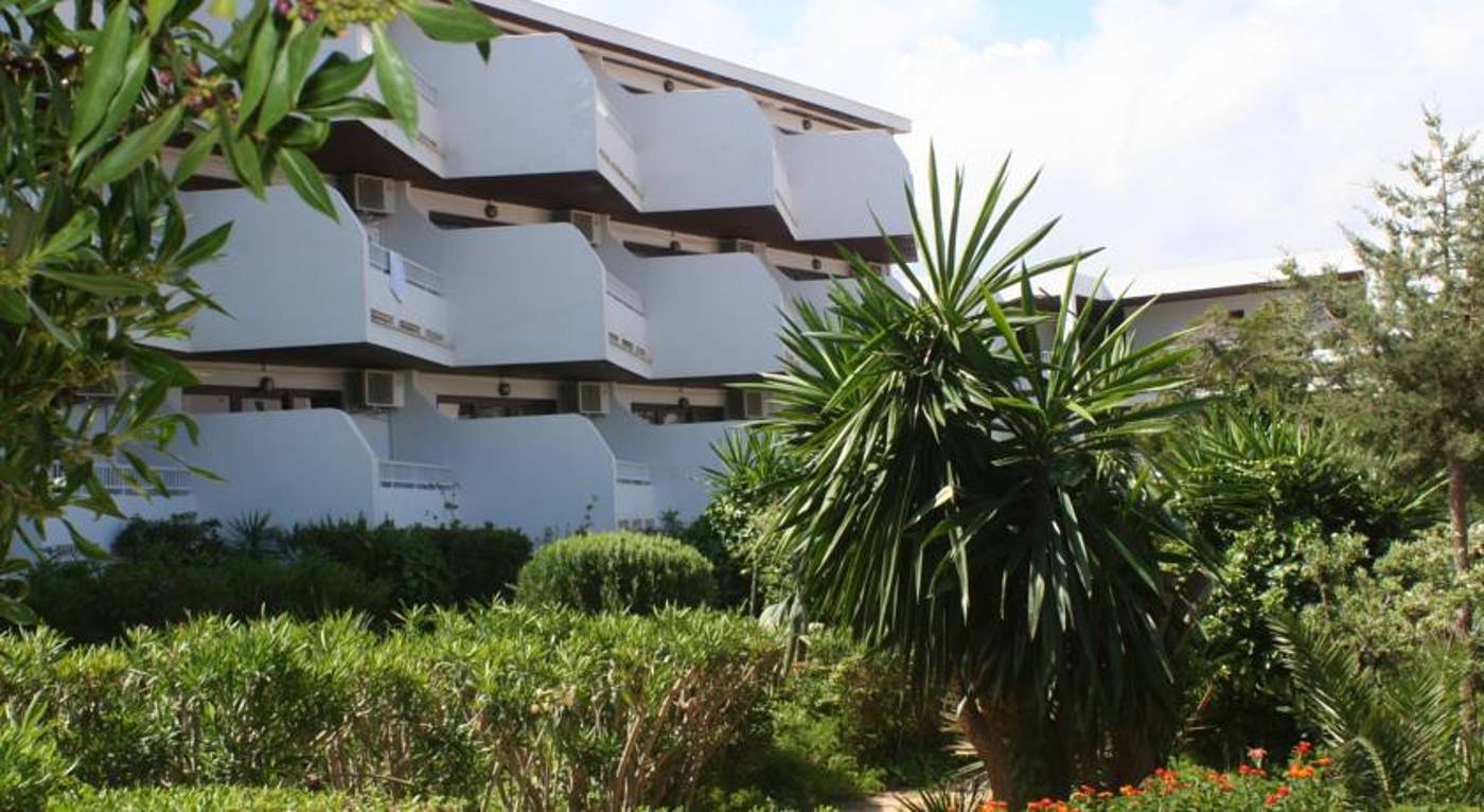 Del-Rey-Apartments-Lobby-6