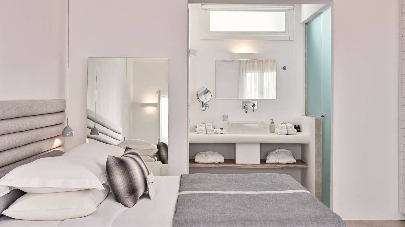 Mykonos-Princess-Hotel-Room-44