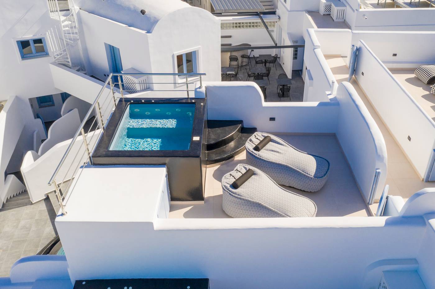 Sole-D-Oro-Luxury-Suites-Room-12