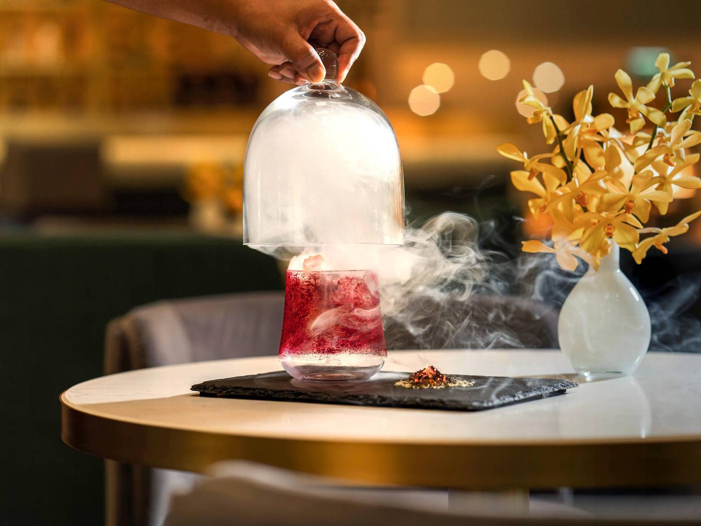 Movenpick-BDMS-Wellness-Resort-Bangkok-Bar-32