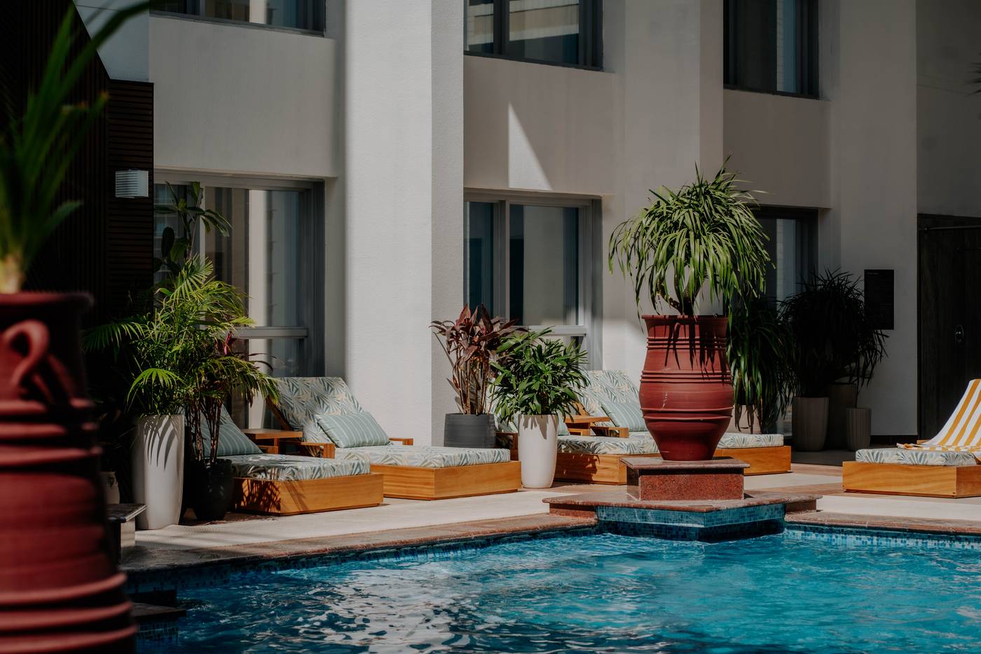 Dusit-Thani-Dubai-Pool-1