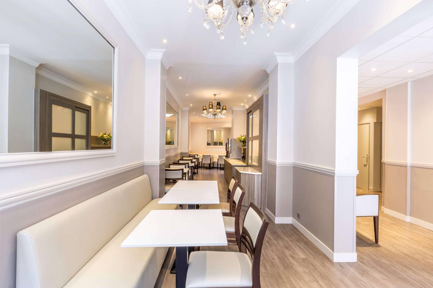 Faubourg-216-224-Restaurant-12