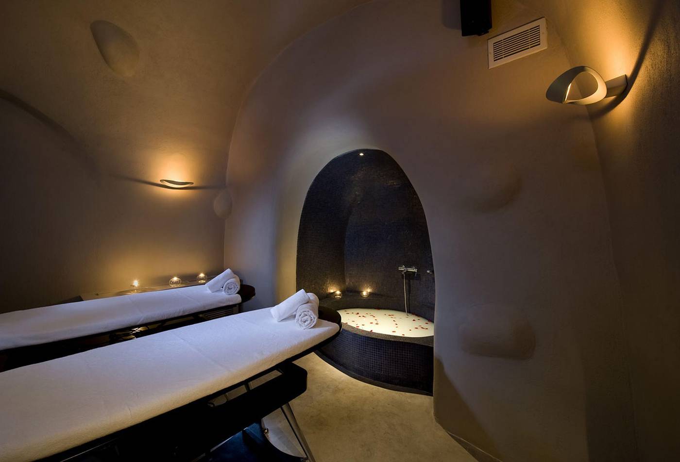 Avaton-Resort---Spa-Sports-and-Entertainment-20