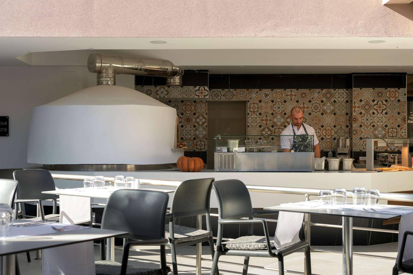 High-Beach-Restaurant-58