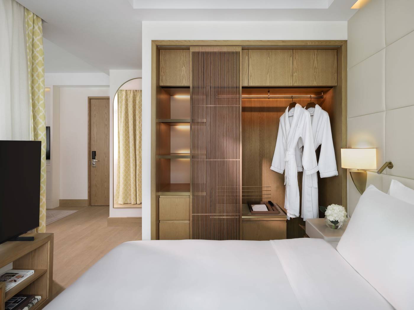 Lanson-Place-Causeway-Bay--Hong-Kong-Room-23